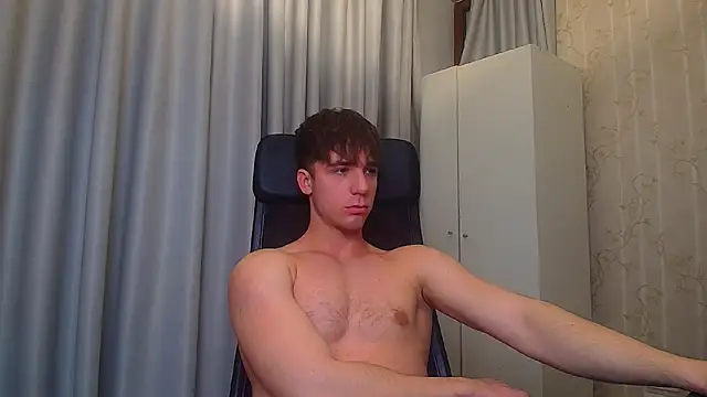 KellenWest online show from February 5, 5:03 am