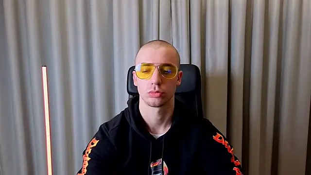 KellenWest online show from March 28, 5:30 am