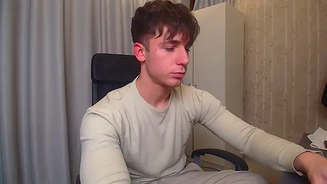 KellenWest online show from January 12, 11:17 am