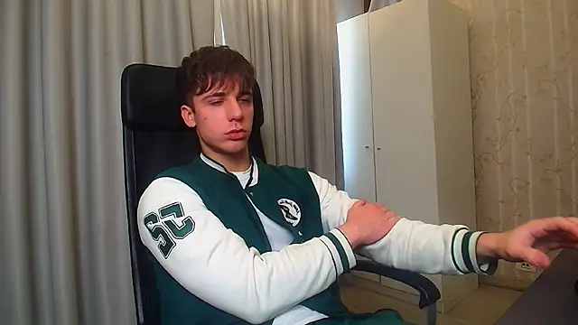 KellenWest online show from January 16, 11:14 am