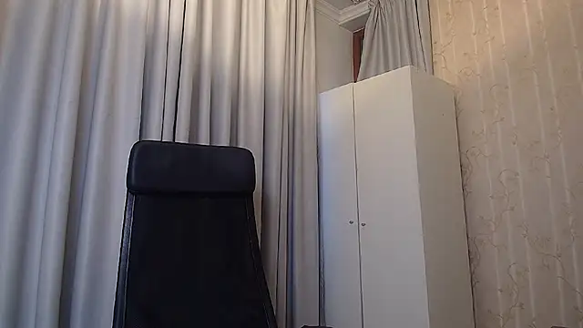 KellenWest online show from February 22, 5:21 am