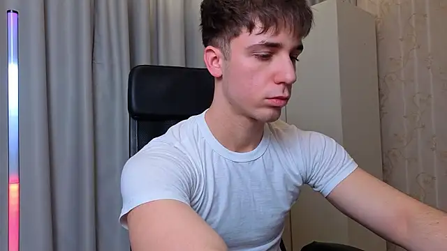 KellenWest online show from March 17, 5:10 am