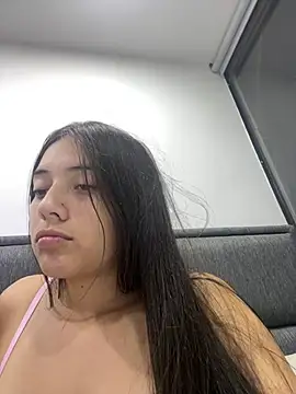 vanesita  online show from March 4, 3:47 am