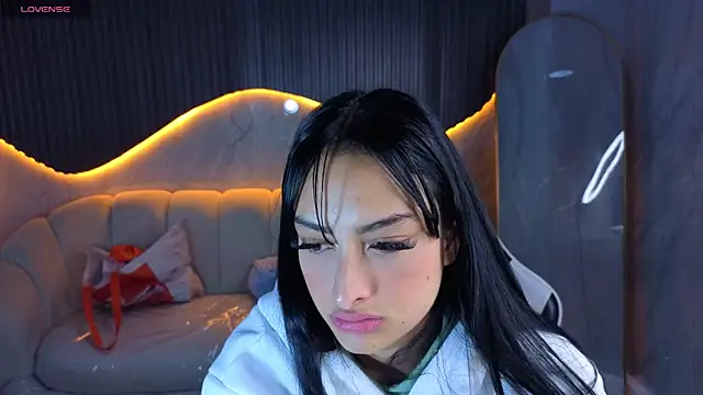 Tifany Tx online show from March 5, 12:35 pm