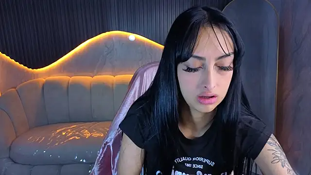 Snapshot of Tifany_Tx chatting on March 4, 12:35 pm Tifany Tx online show from March 4, 12:35 pm