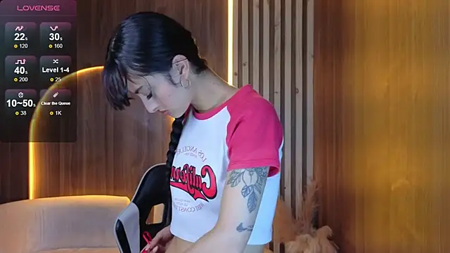 Snapshot of Tifany_Tx chatting on February 25, 7:47 pm Tifany Tx online show from February 25, 7:47 pm