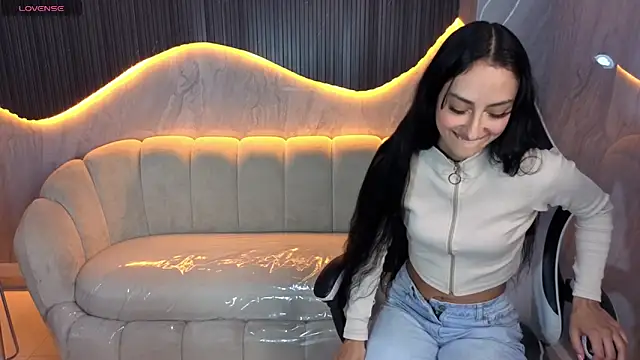 Tifany Tx online show from April 15, 7:51 pm