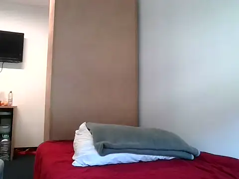 sweetpinoy2027 online show from March 17, 12:52 pm