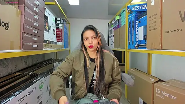 Ishtar 24 online show from February 9, 12:25 pm