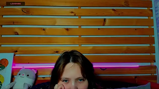 Mary Bryantt online show from February 18, 7:39 am