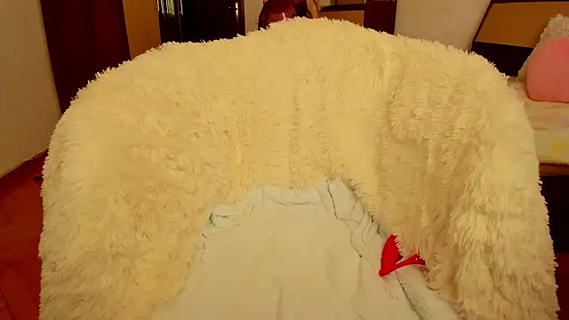 StrawberryEmma online show from February 21, 5:09 am