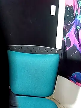 Snapshot of AnnaBliss- chatting on December 15, 7:52 pm AnnaBliss- online show from December 15, 7:52 pm