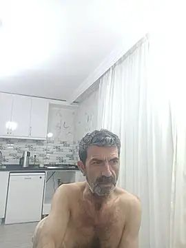Snapshot of kobra21turki chatting on June 14, 8:32 pm kobra21turki online show from June 14, 8:32 pm