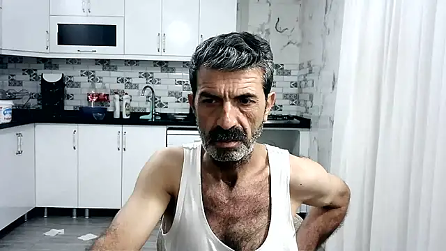 Snapshot of kobra21turki chatting on June 11, 8:28 pm kobra21turki online show from June 11, 8:28 pm