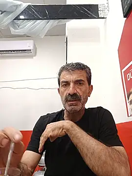 Snapshot of kobra21turki chatting on June 17, 6:18 pm kobra21turki online show from June 17, 6:18 pm