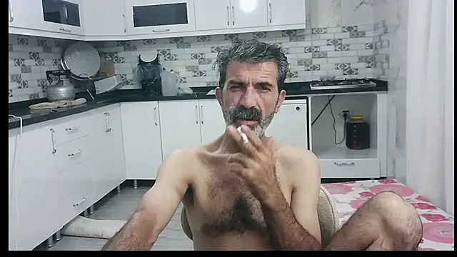 Snapshot of kobra21turki chatting on July 17, 10:51 pm kobra21turki online show from July 17, 10:51 pm
