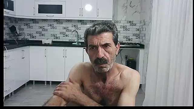 Snapshot of kobra21turki chatting on July 4, 8:57 pm kobra21turki online show from July 4, 8:57 pm