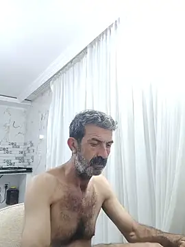 Snapshot of kobra21turki chatting on June 15, 8:41 pm kobra21turki online show from June 15, 8:41 pm