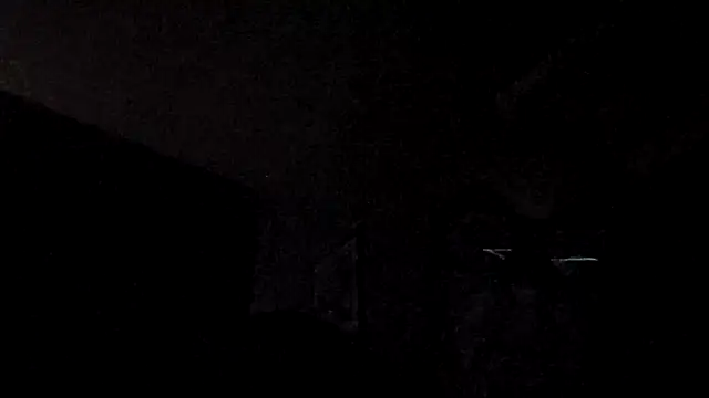 Snapshot of madgaz chatting on December 16, 5:17 pm madgaz online show from December 16, 5:17 pm