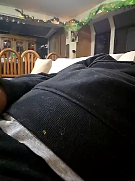 mikeeddy1517 online show from December 16, 4:17 am