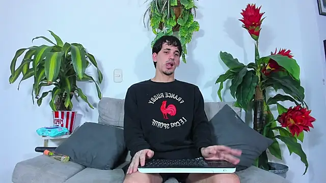boy Dirty X online show from May 15, 4:54 am