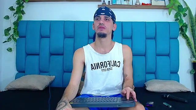 boy Dirty X online show from January 6, 8:35 pm