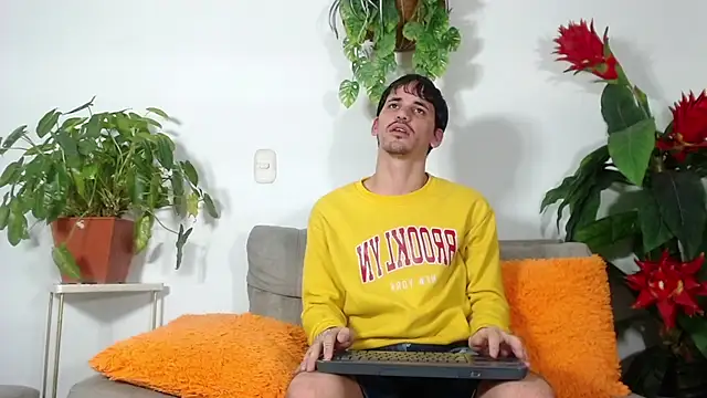 boy Dirty X online show from May 9, 5:22 am