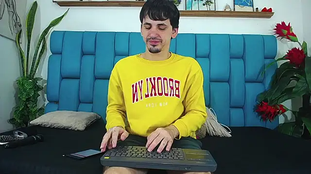boy Dirty X online show from May 29, 5:13 am