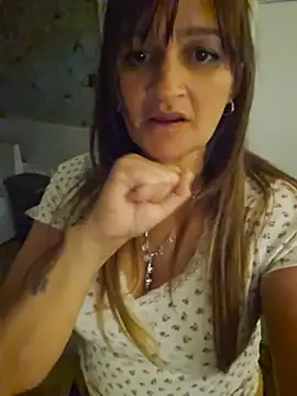 downndirty84 online show from June 15, 12:22 am