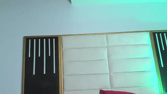 JuliMonroe19 online show from March 5, 1:08 pm