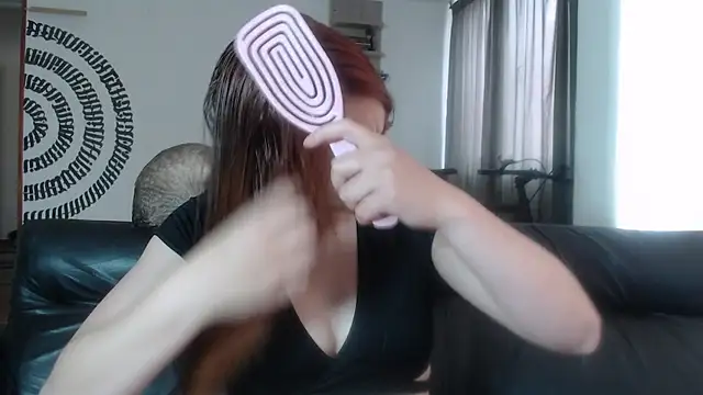 Snapshot of BeautyYoungblond chatting on June 29, 8:30 pm BeautyYoungblond online show from June 29, 8:30 pm