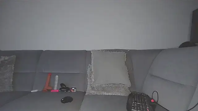 german huzon online show from February 14, 7:47 pm