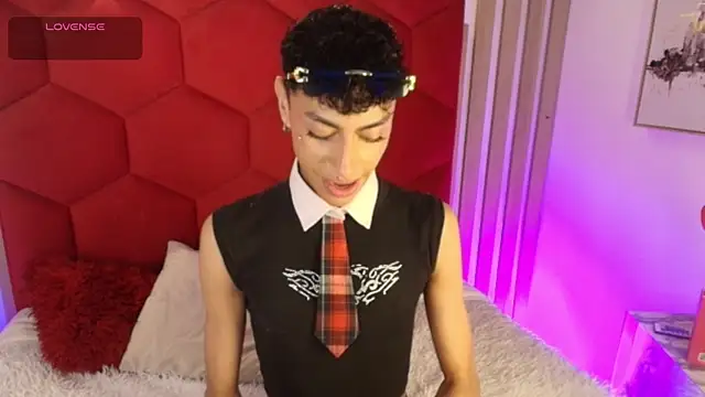 Owen JP online show from June 9, 3:18 am