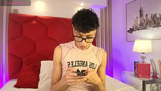 Owen JP online show from May 2, 3:12 am