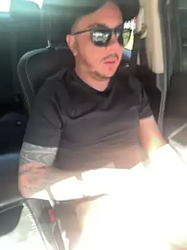 Snapshot of Diegohernan17 chatting on June 27, 3:40 pm Diegohernan17 online show from June 27, 3:40 pm
