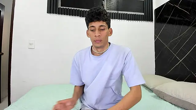 Emer santos online show from February 13, 8:31 pm