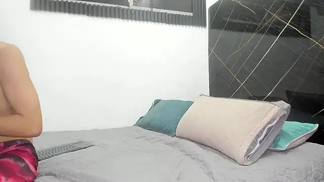 Emer santos online show from January 13, 8:02 pm