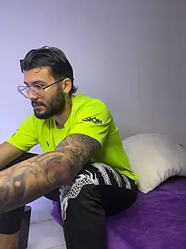 thedragonboyxxx online show from February 9, 4:21 am