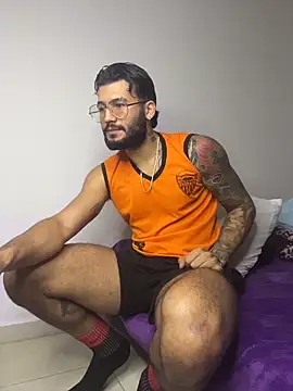 thedragonboyxxx online show from February 8, 4:43 am