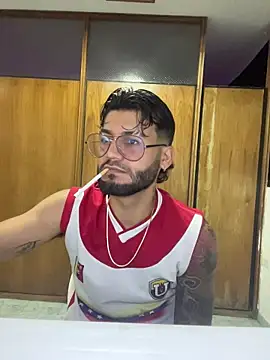 thedragonboyxxx online show from March 6, 4:07 am