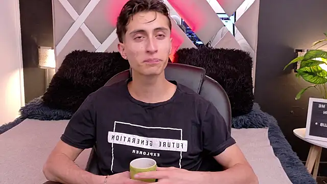 Ithan Skin online show from December 20, 11:24 am