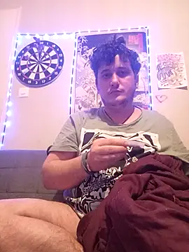 Snapshot of damslebambou1 chatting on December 15, 10:59 pm damslebambou1 online show from December 15, 10:59 pm