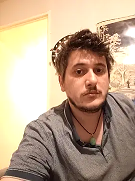 damslebambou1 online show from April 14, 1:32 am