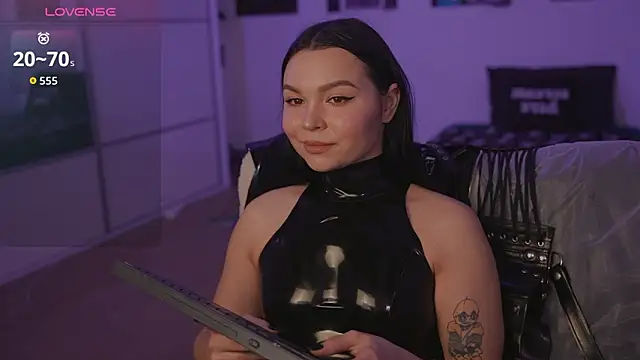 Dominatrix Alice online show from March 4, 11:01 pm