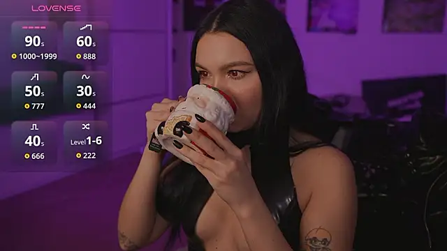 Dominatrix Alice online show from March 9, 11:52 pm