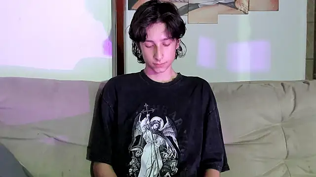 cirosky elchicopolla online show from March 6, 3:23 am