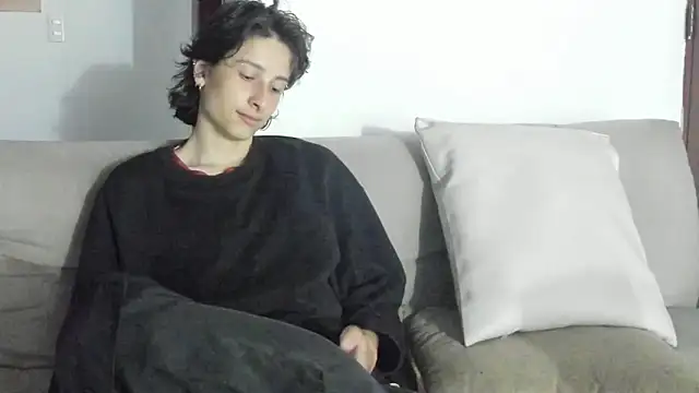 cirosky elchicopolla online show from March 23, 3:17 am