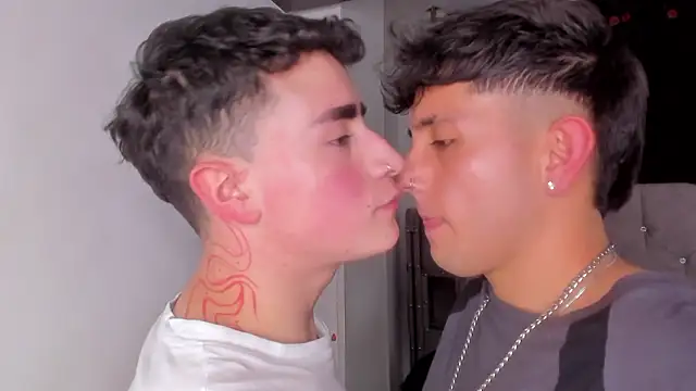 naughtysalomon   online show from February 3, 12:21 am