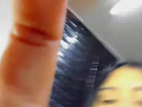 Snapshot of soffiasex68 chatting on February 25, 3:07 am soffiasex68 online show from February 25, 3:07 am