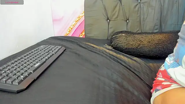 Blair BigTits online show from February 5, 12:01 pm